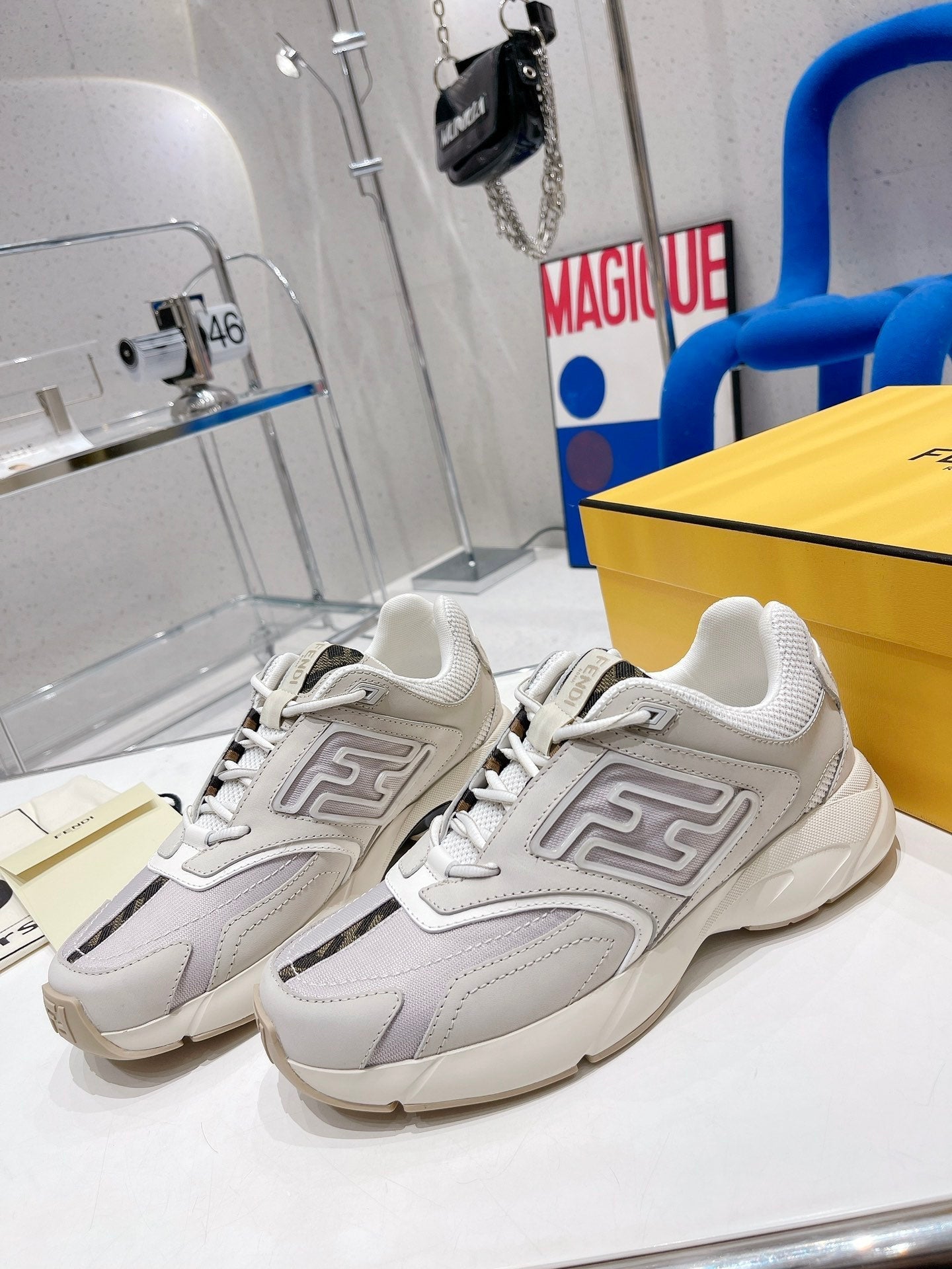 Luxury Shoes - FED - 260