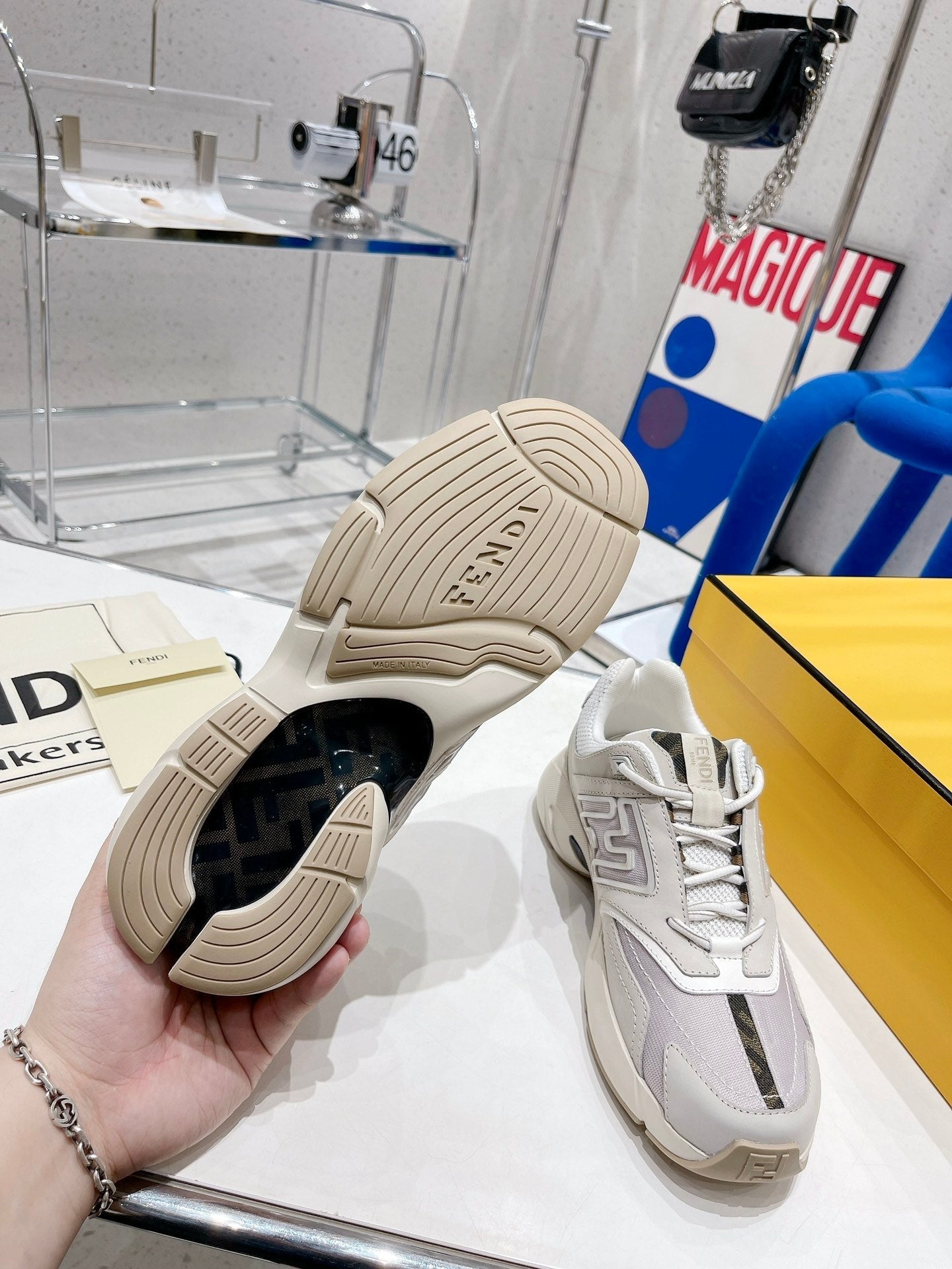 Luxury Shoes - FED - 260