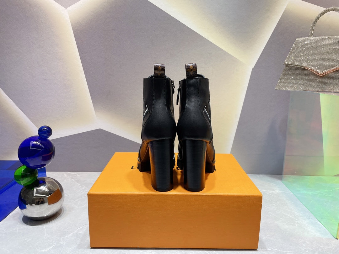 Luxury Shoes - LU-V - 606