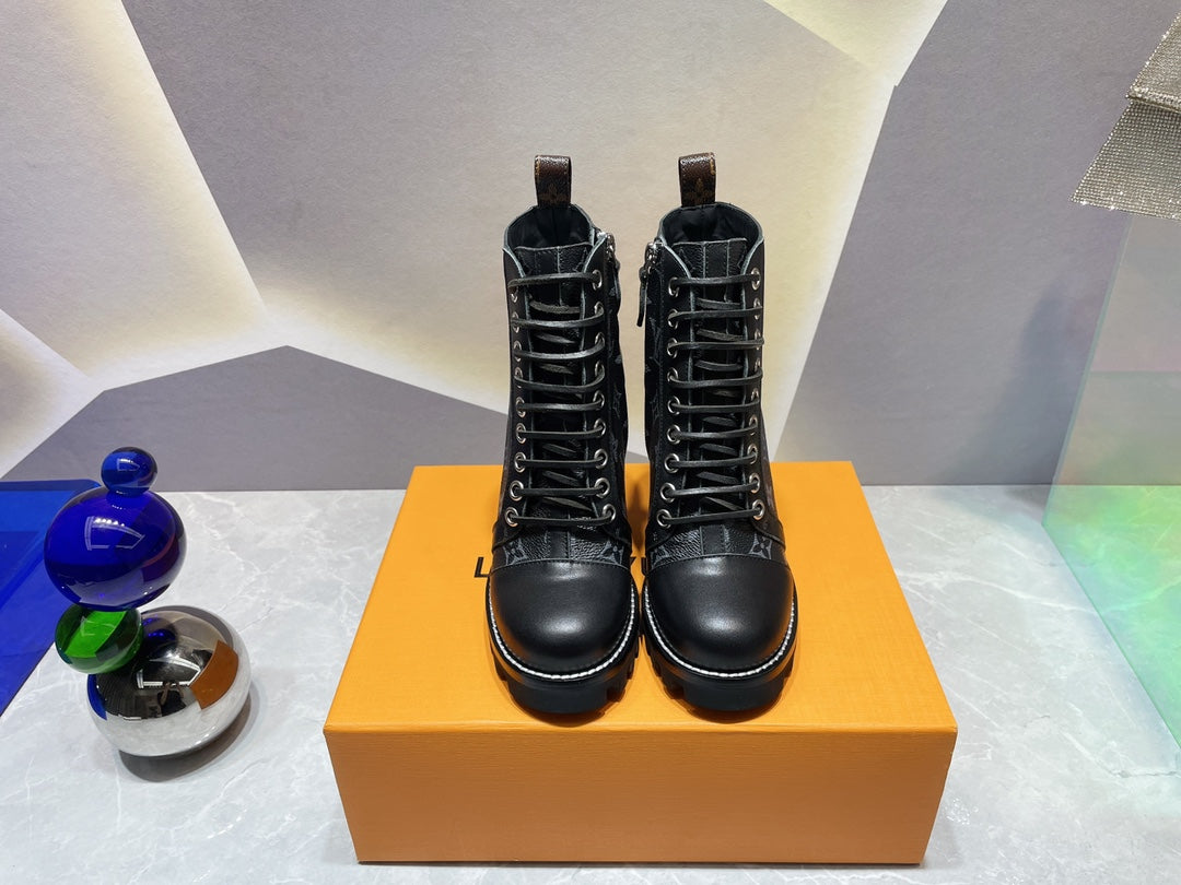 Luxury Shoes - LU-V - 607