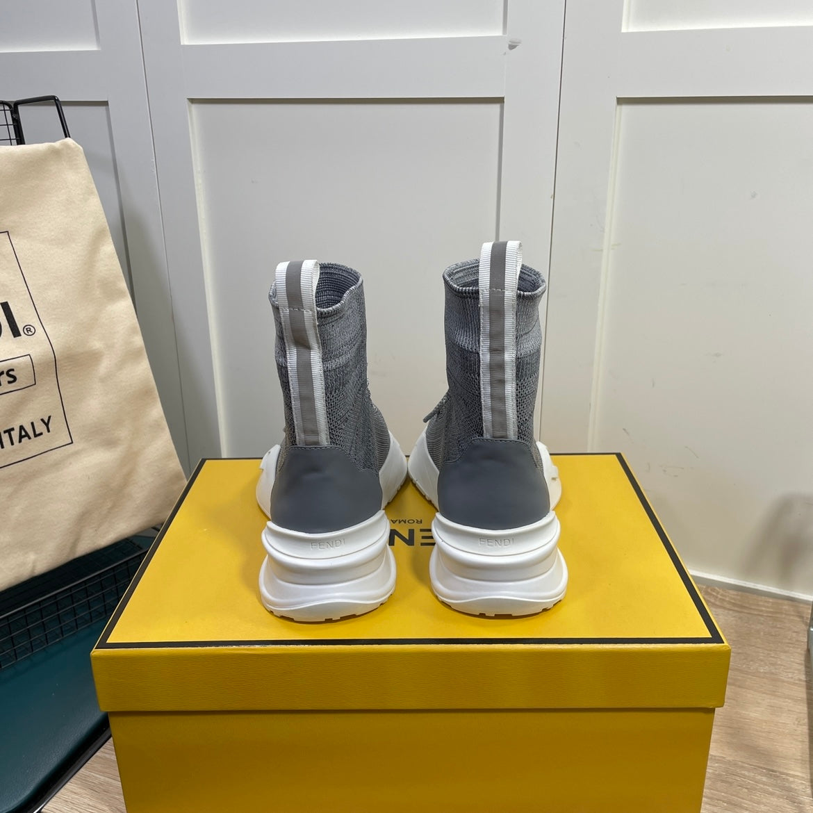 Luxury Shoes - FED - 237