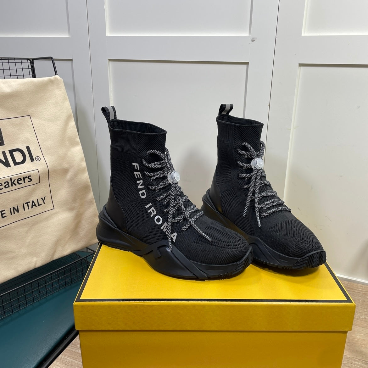 Luxury Shoes - FED - 236