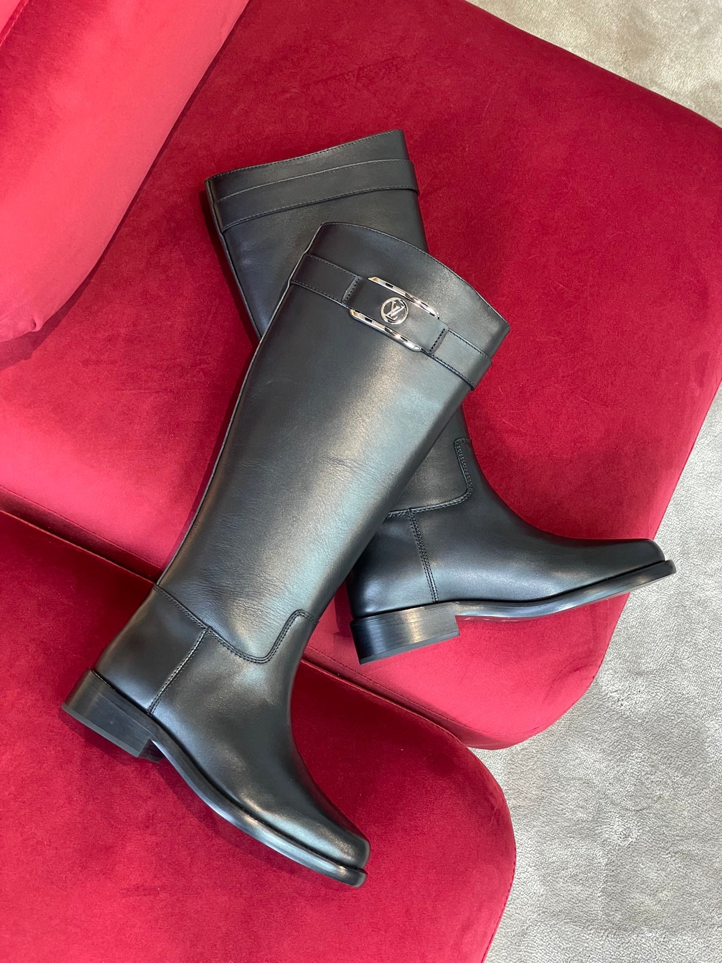 Luxury Shoes - LU-V - 542