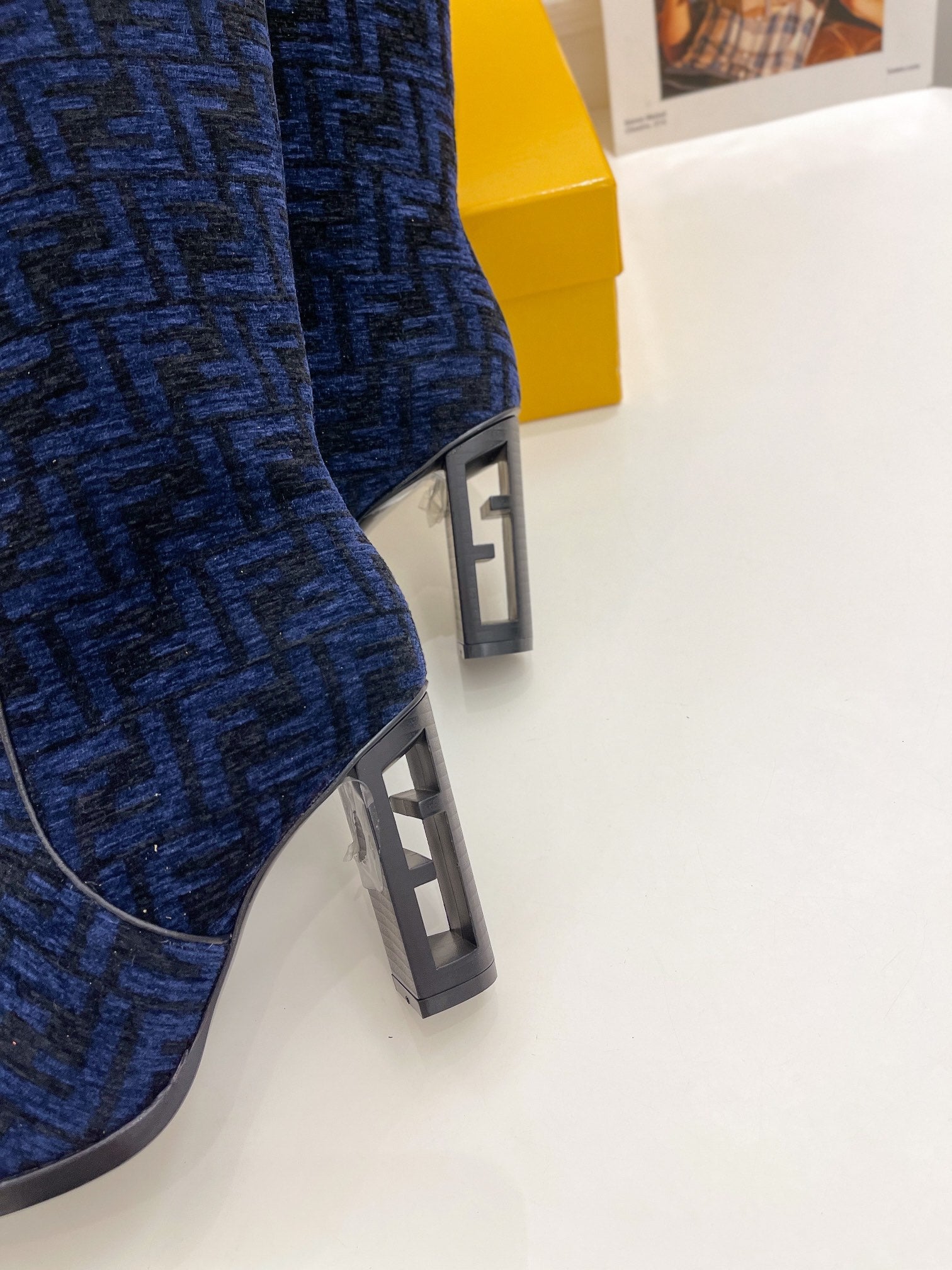 Luxury Shoes - FED - 340