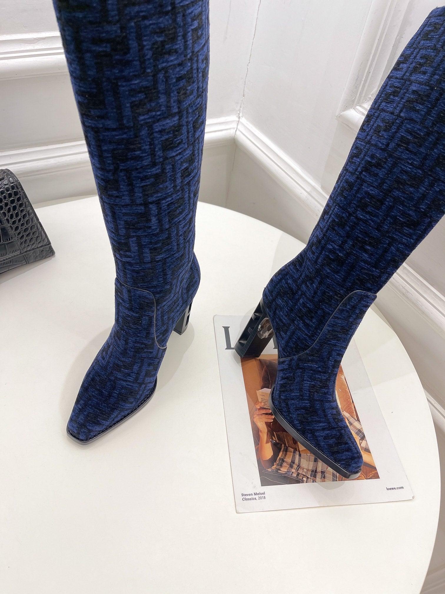 Luxury Shoes - FED - 340