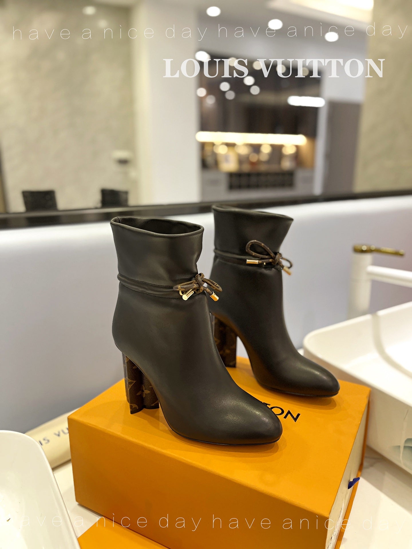 Luxury Shoes - LU-V - 558