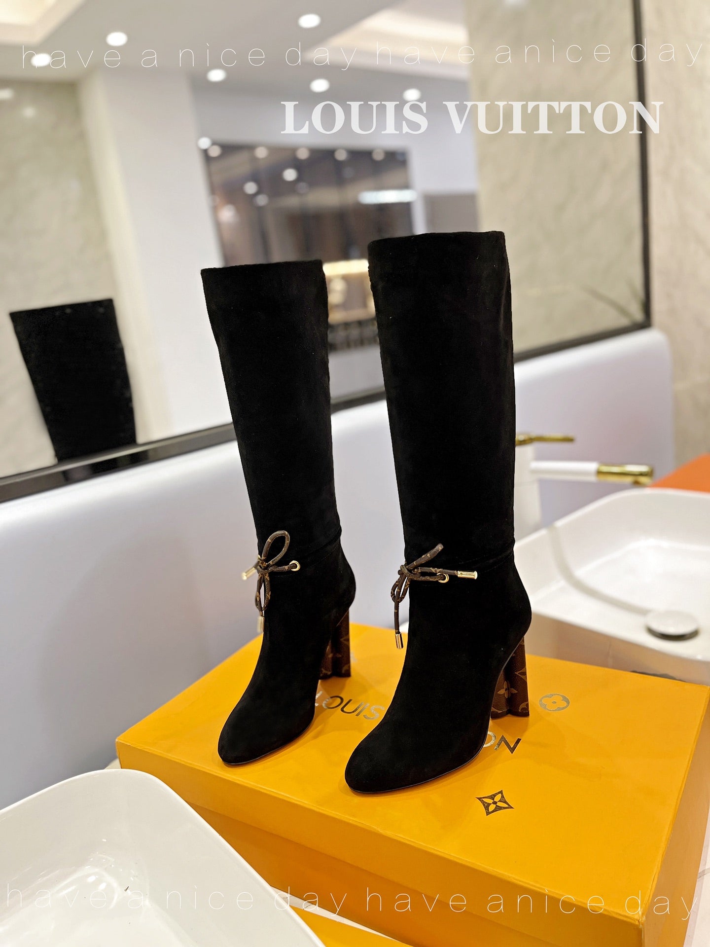 Luxury Shoes - LU-V - 546