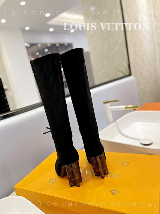 Luxury Shoes - LU-V - 546