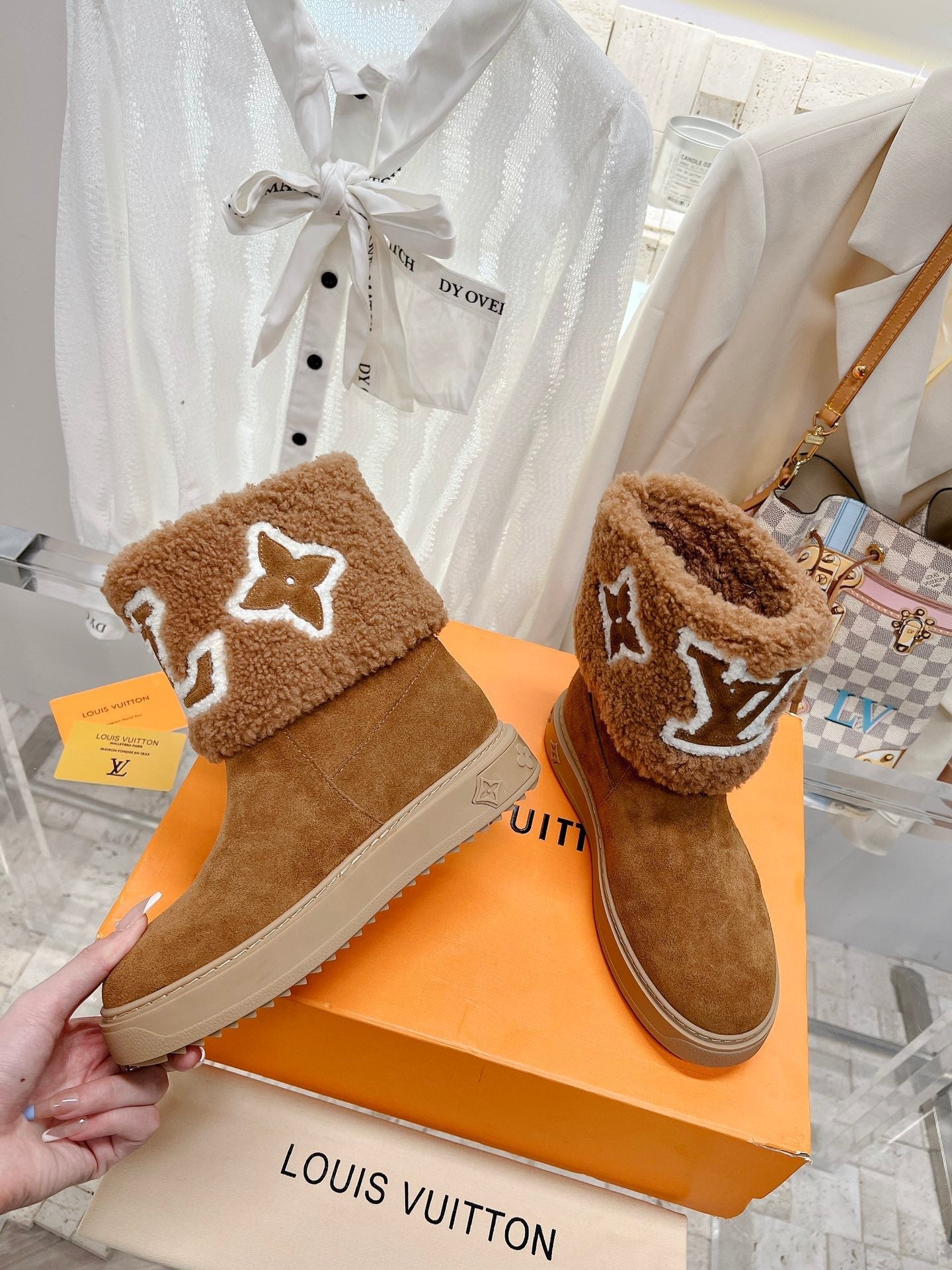 Luxury Shoes - LU-V - 471