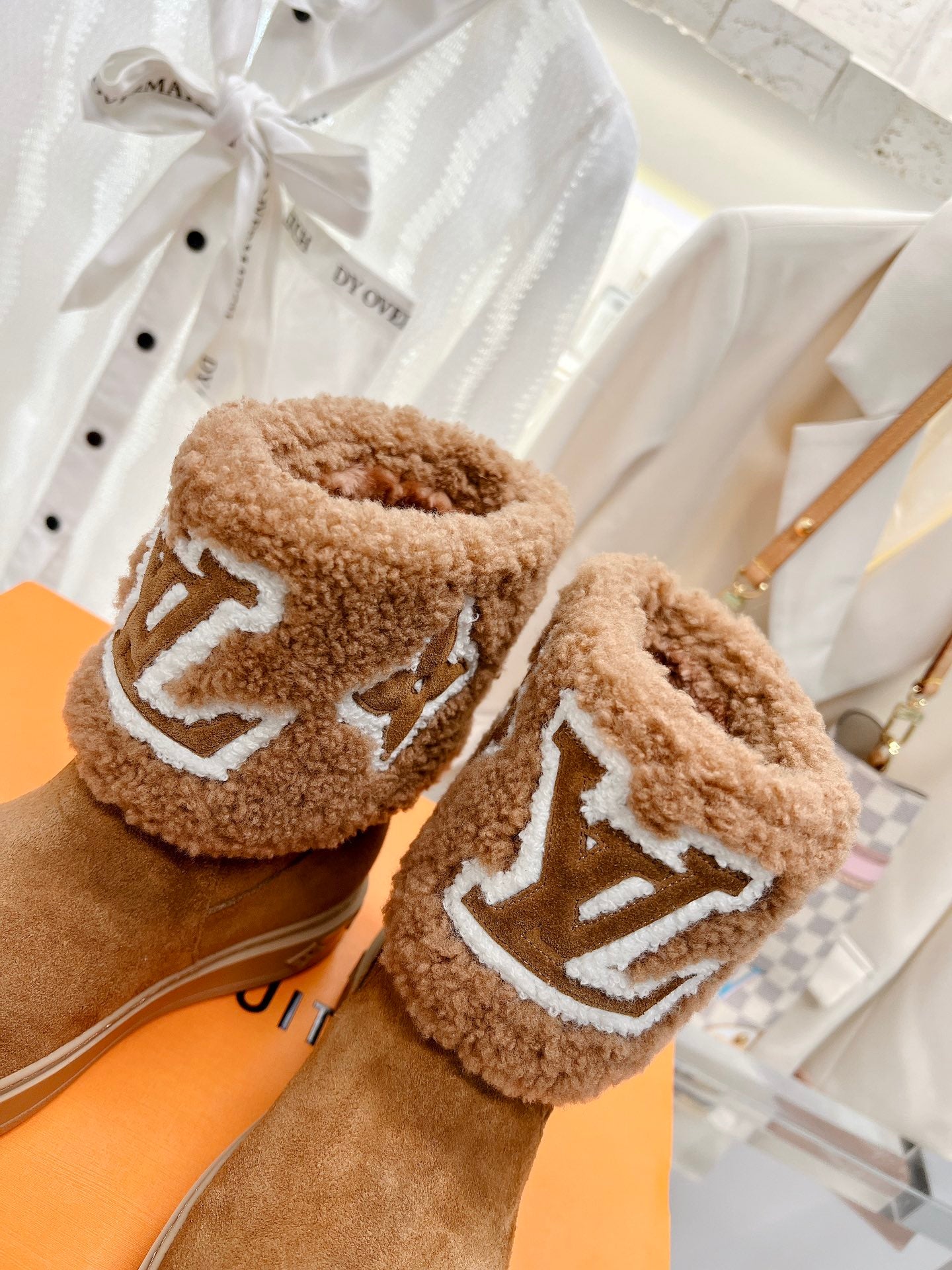 Luxury Shoes - LU-V - 471