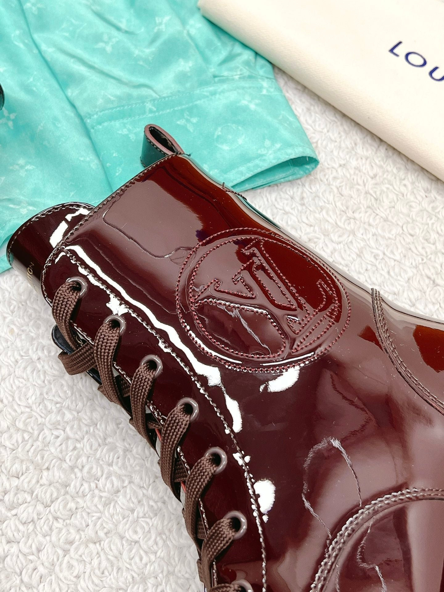 Luxury Shoes - LU-V - 480