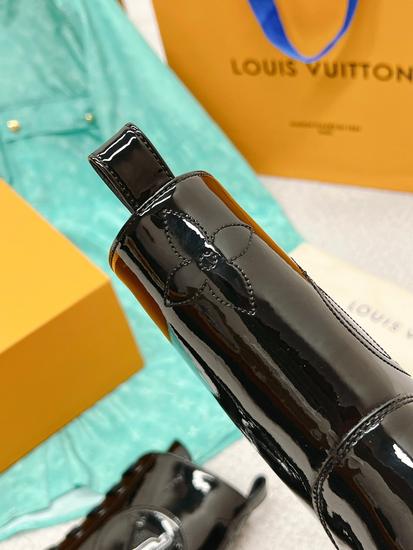 Luxury Shoes - LU-V - 475