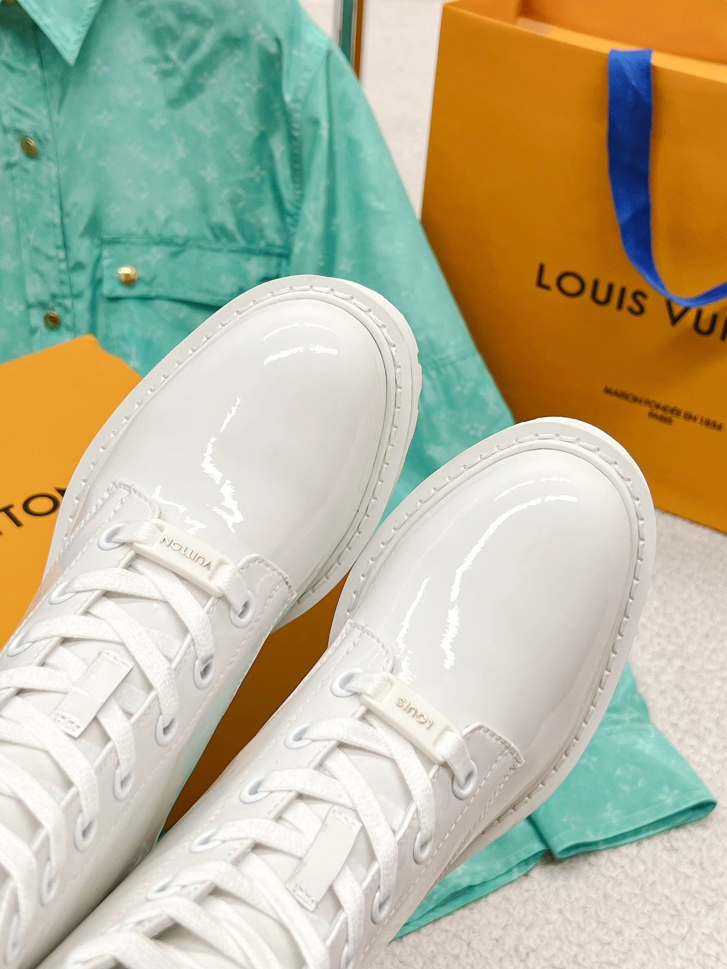 Luxury Shoes - LU-V - 476