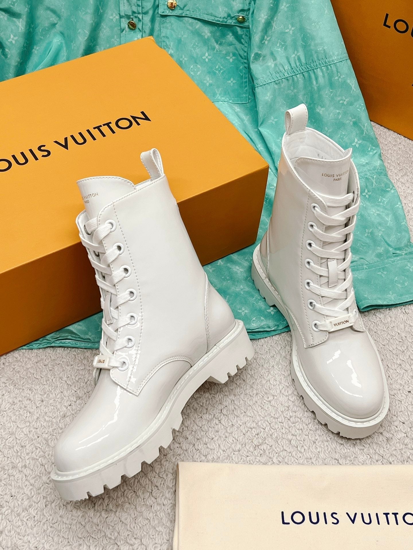 Luxury Shoes - LU-V - 476