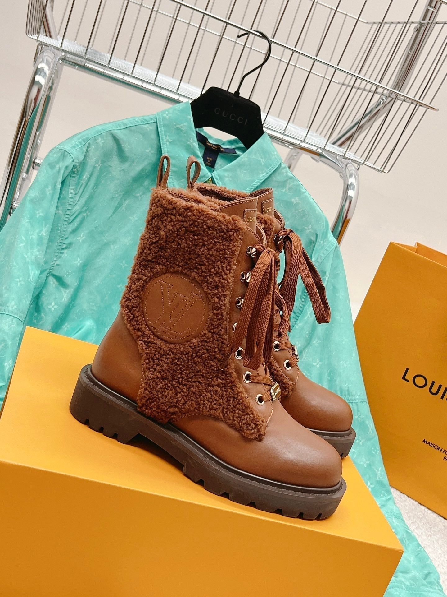 Luxury Shoes - LU-V - 478