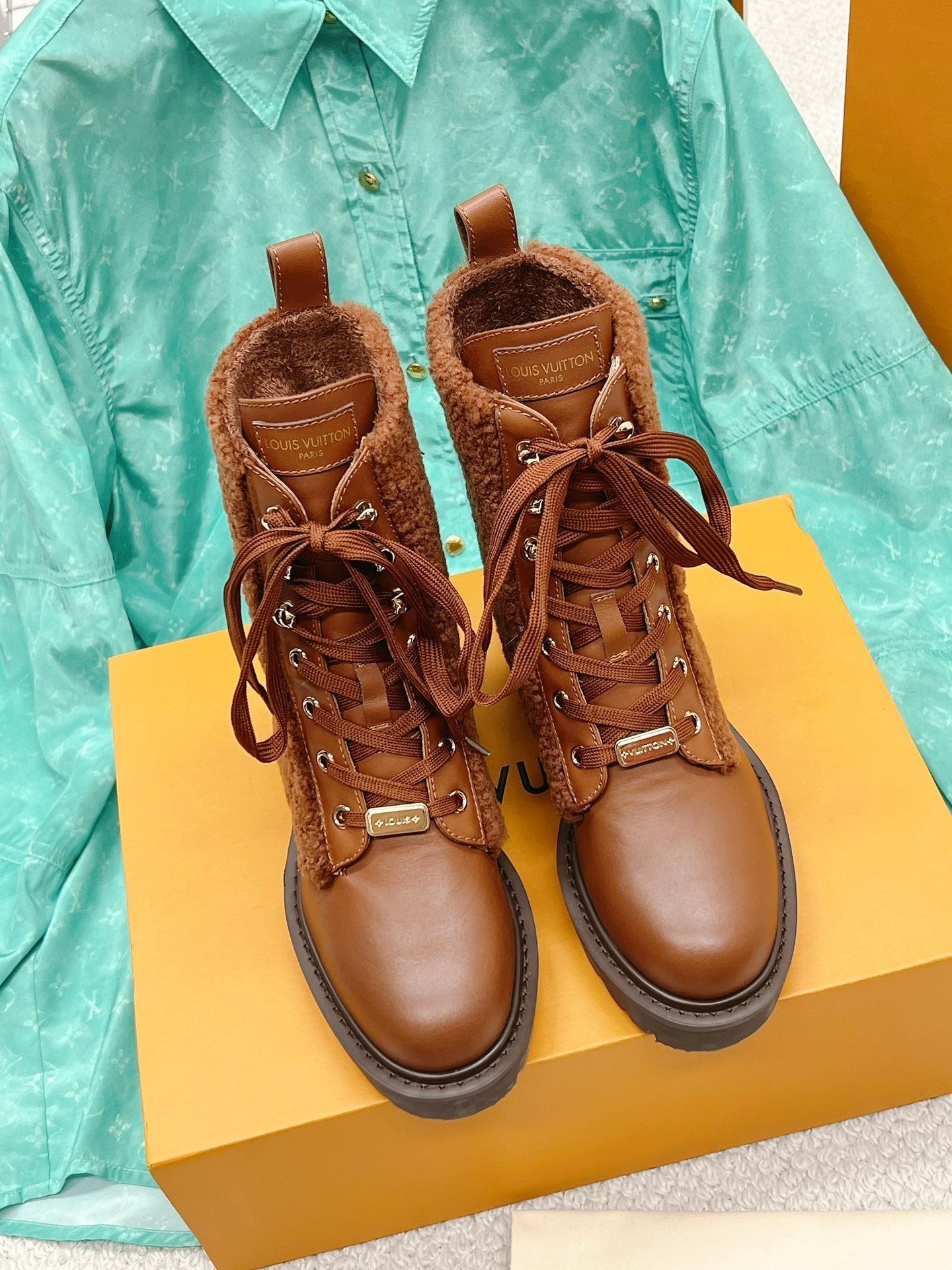 Luxury Shoes - LU-V - 478