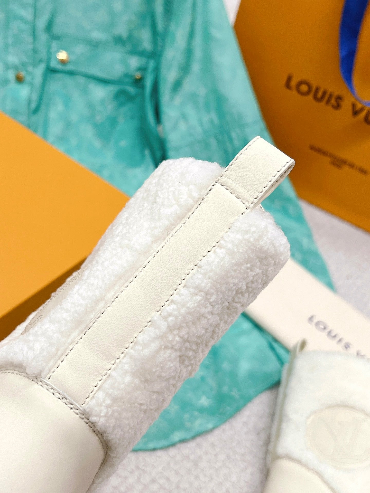 Luxury Shoes - LU-V - 477