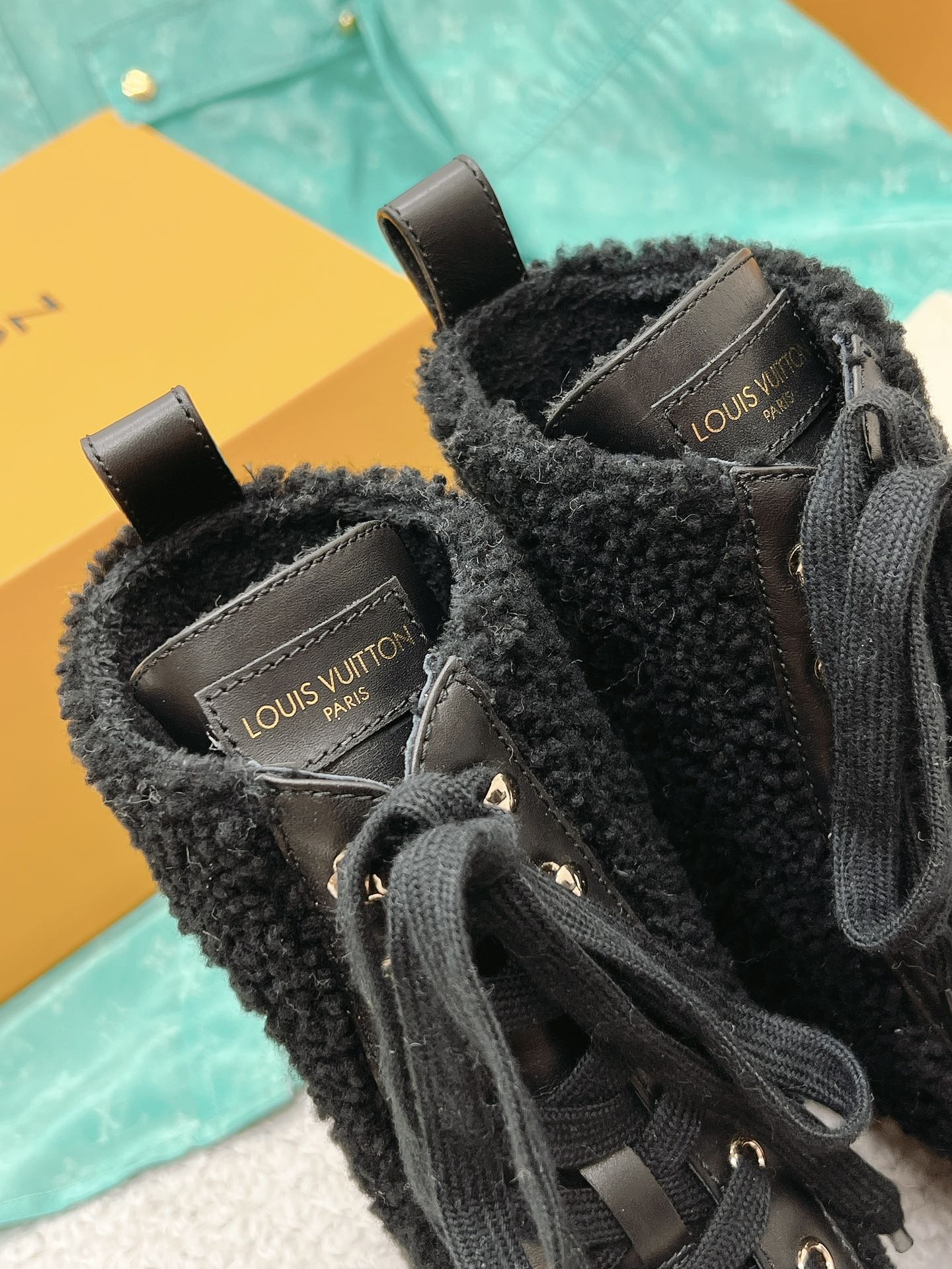 Luxury Shoes - LU-V - 479