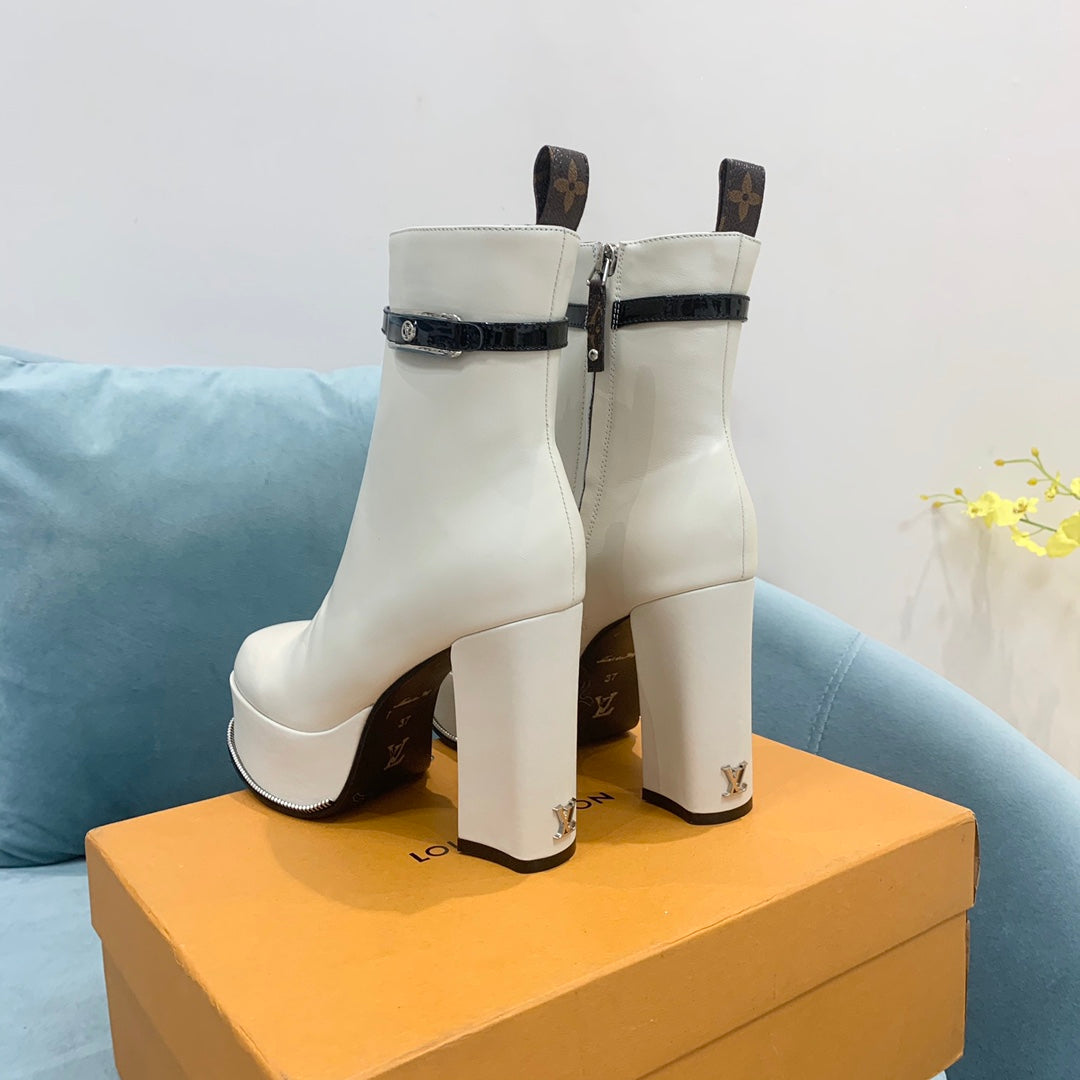 Luxury Shoes - LU-V - 438