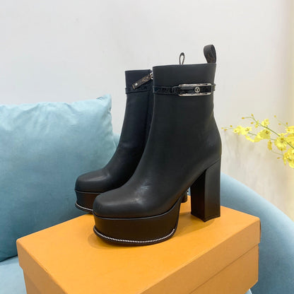 Luxury Shoes - LU-V - 440