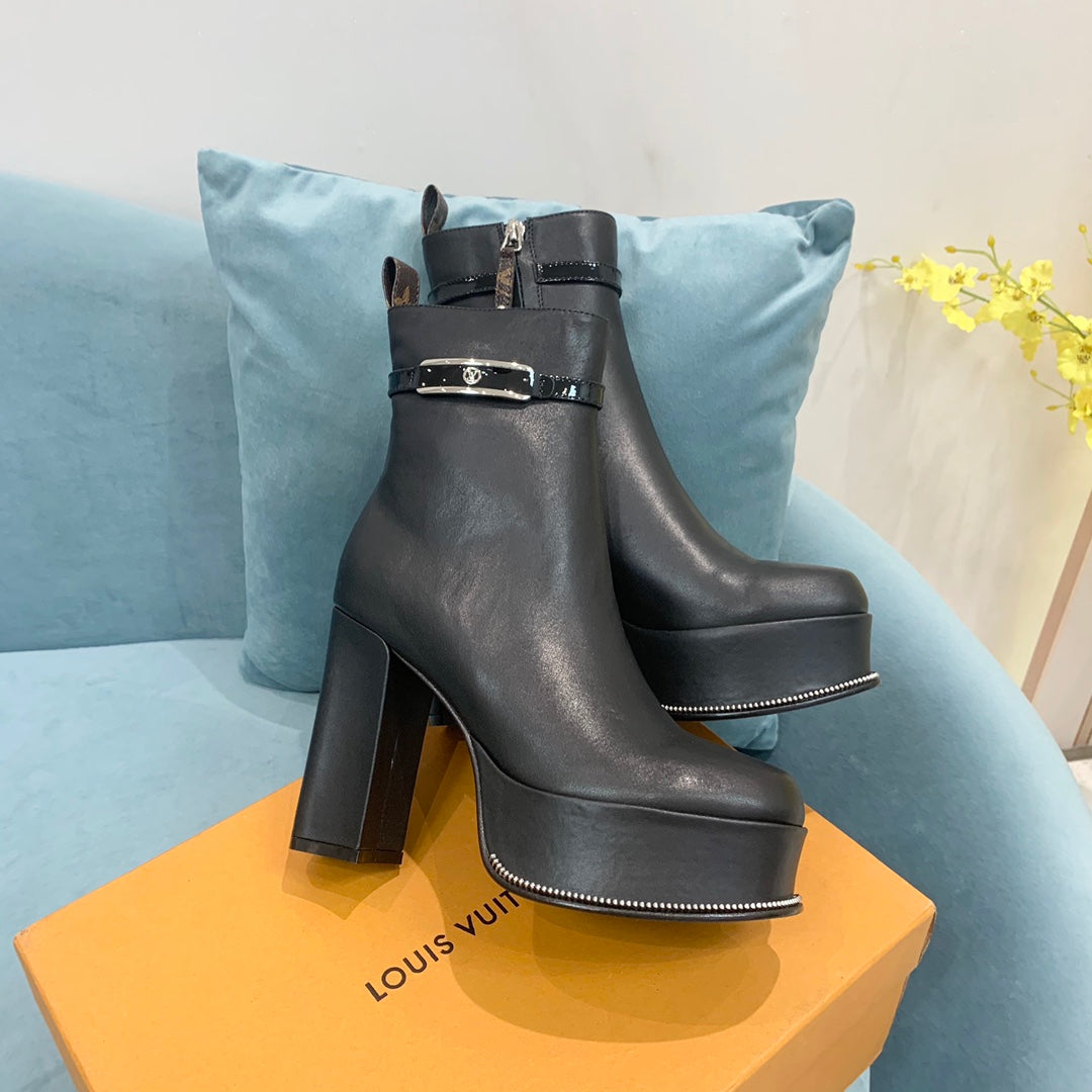 Luxury Shoes - LU-V - 440