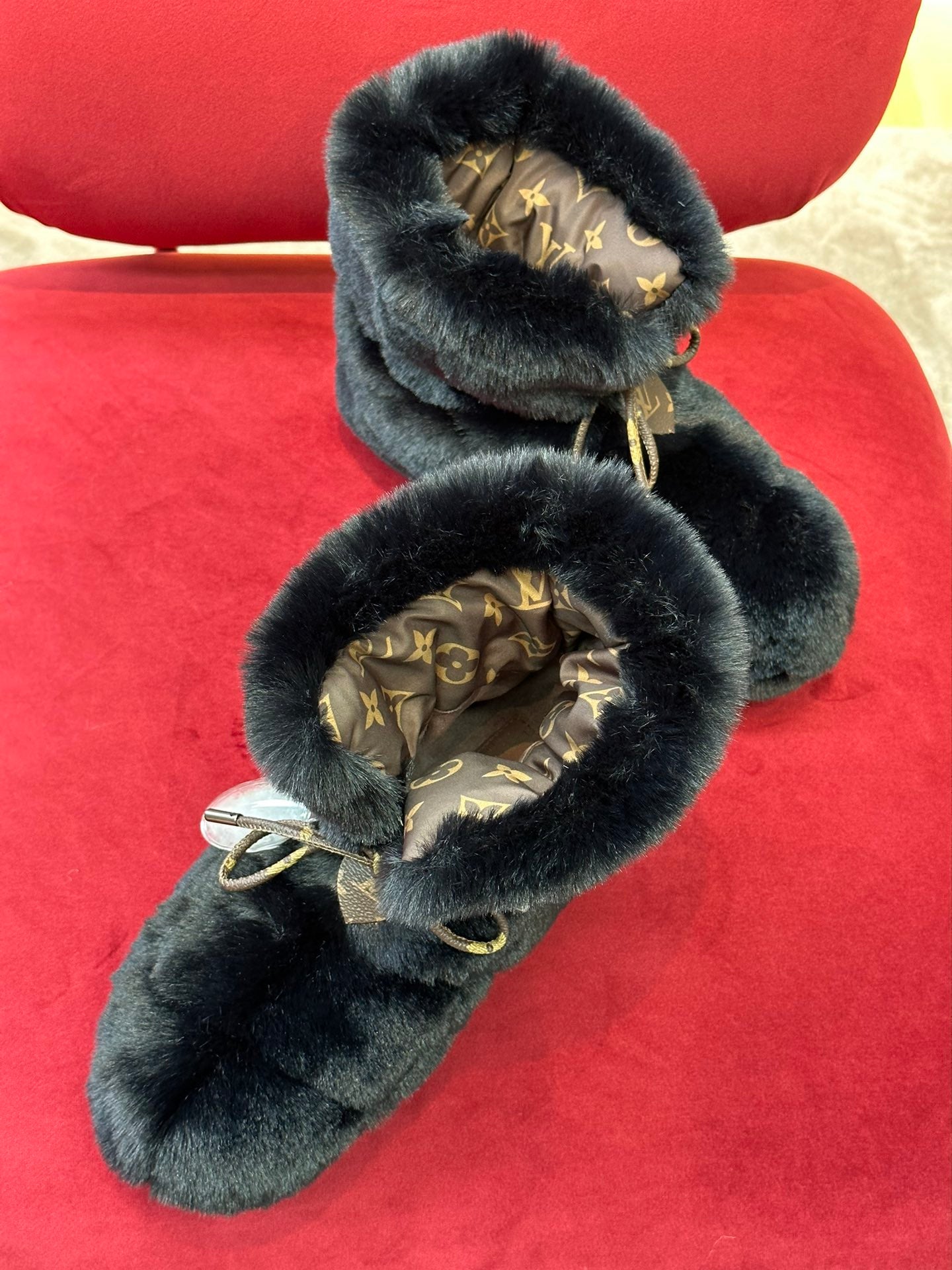 Luxury Shoes - LU-V - 474