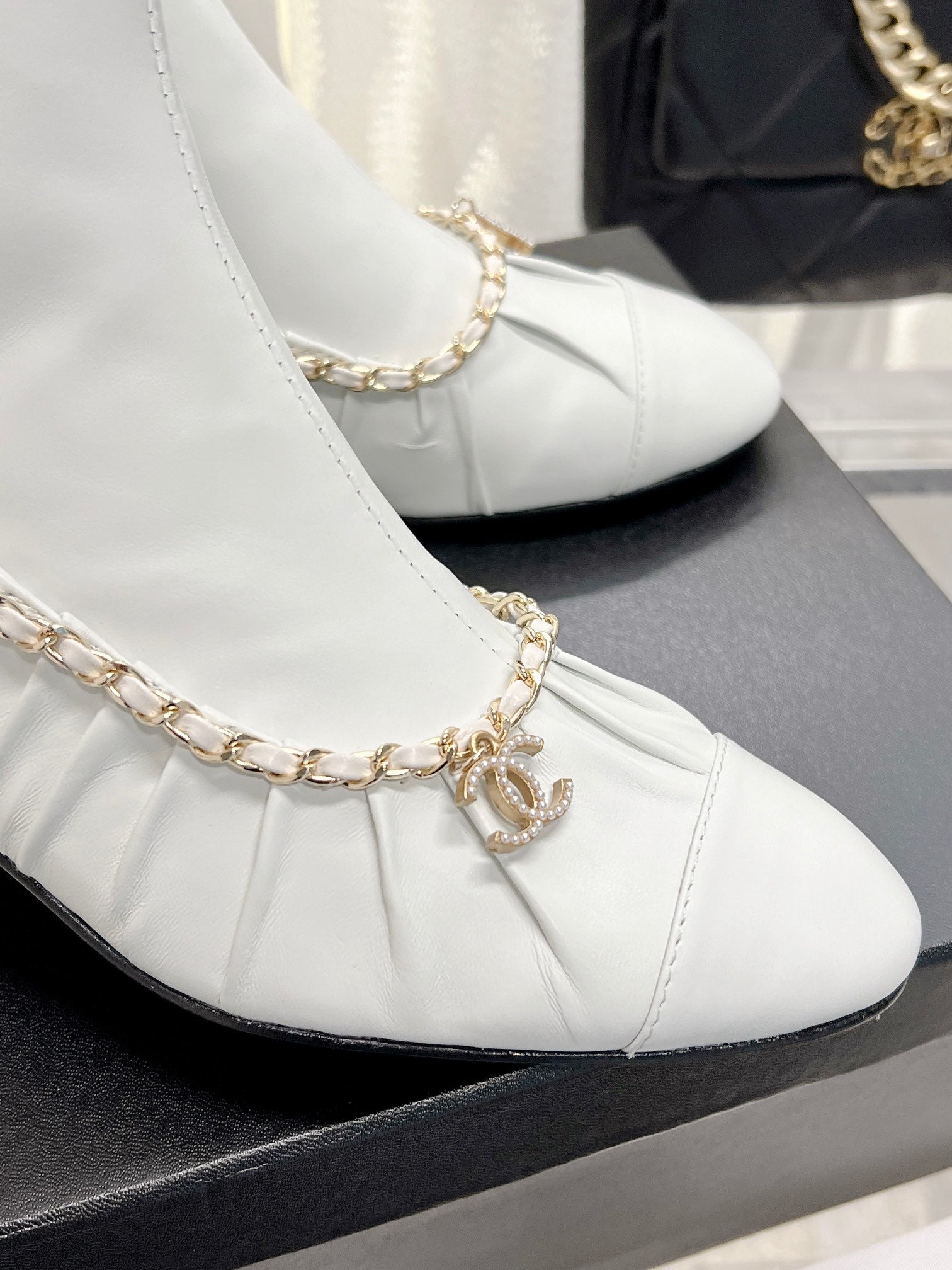 Luxury Shoes Sandals - CHL - 1381