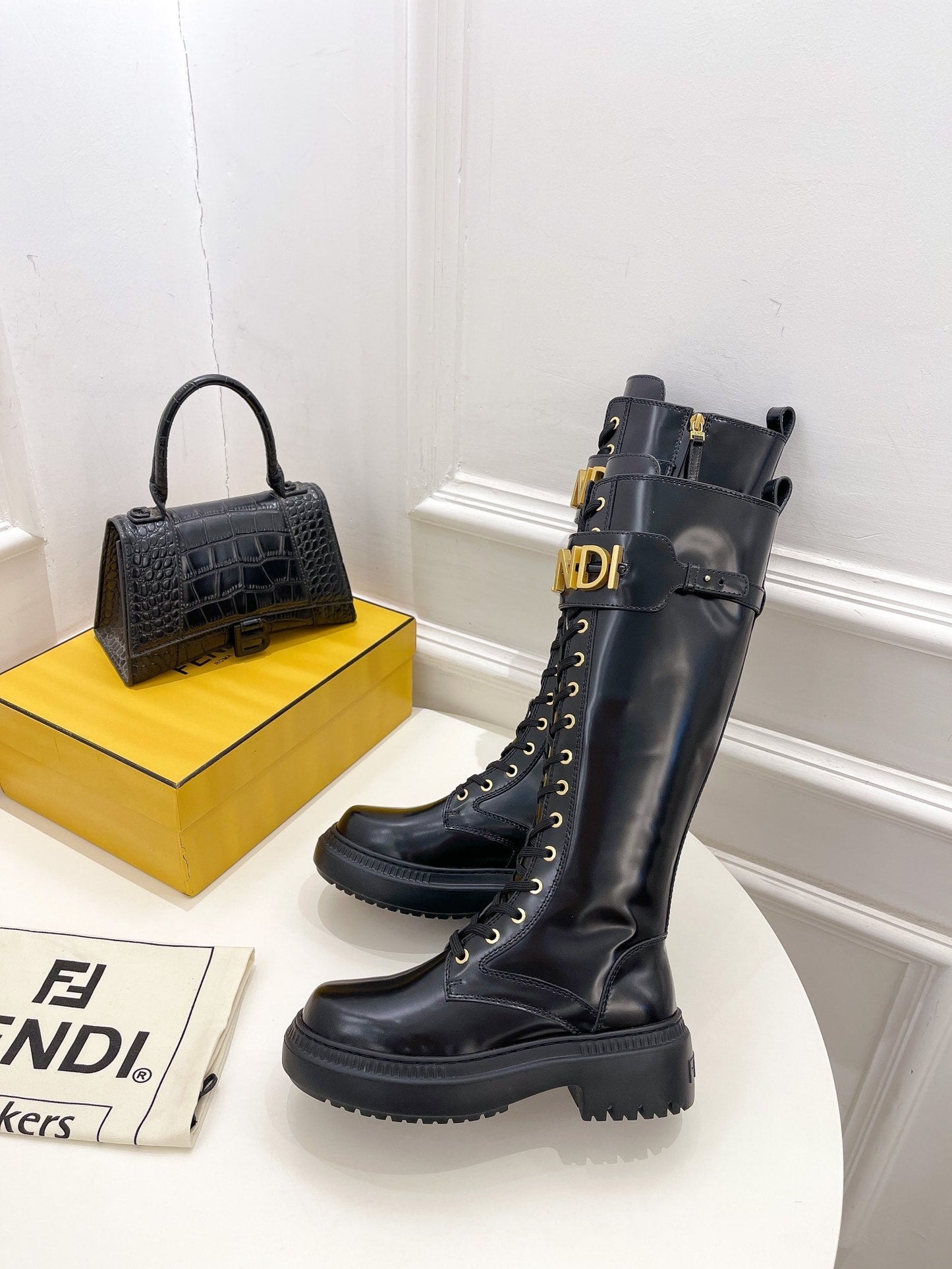 Luxury Shoes - FED - 318