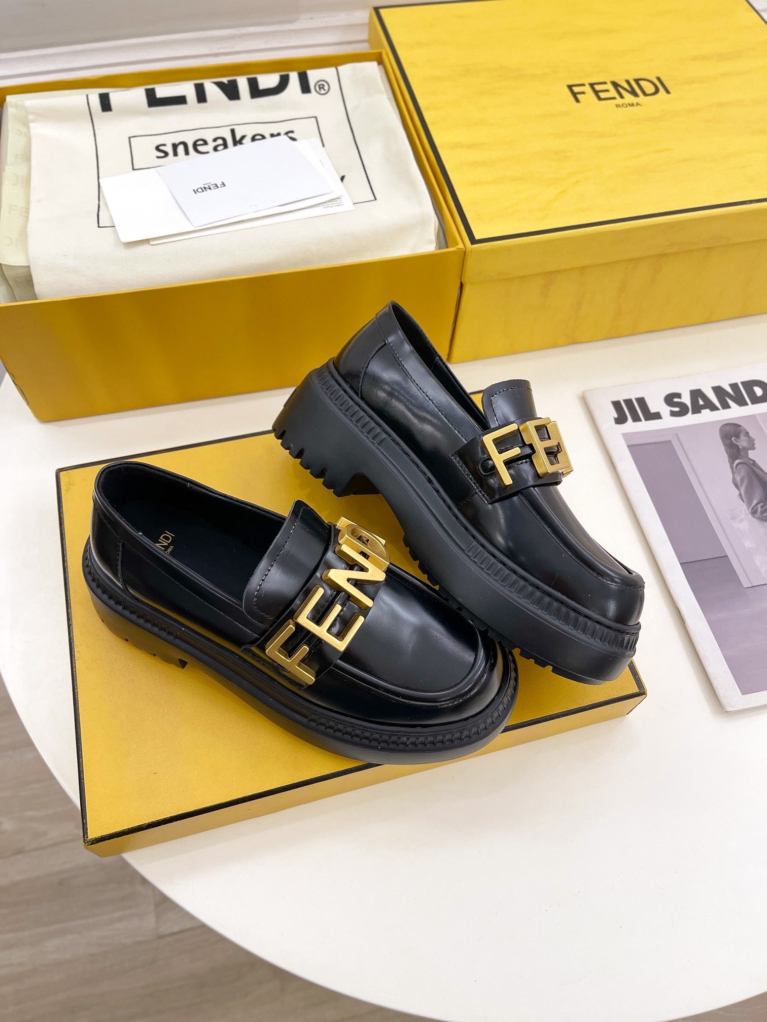 Luxury Shoes - FED - 326