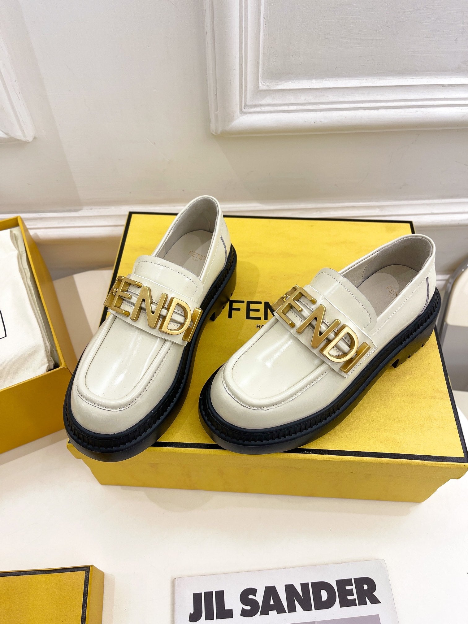 Luxury Shoes - FED - 327