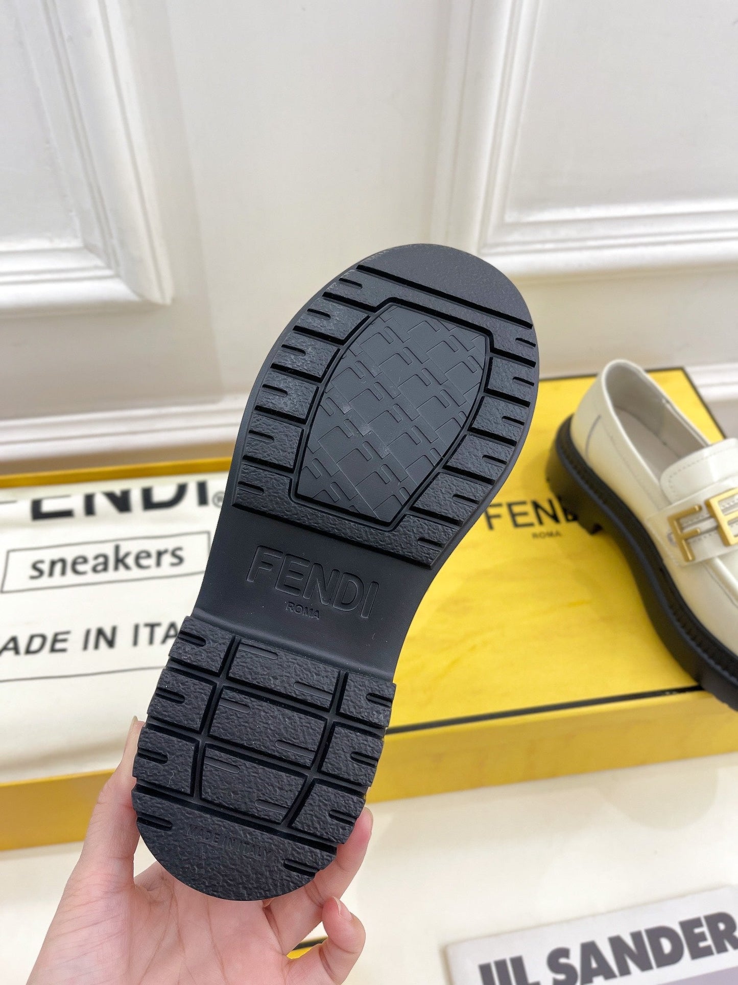 Luxury Shoes - FED - 327