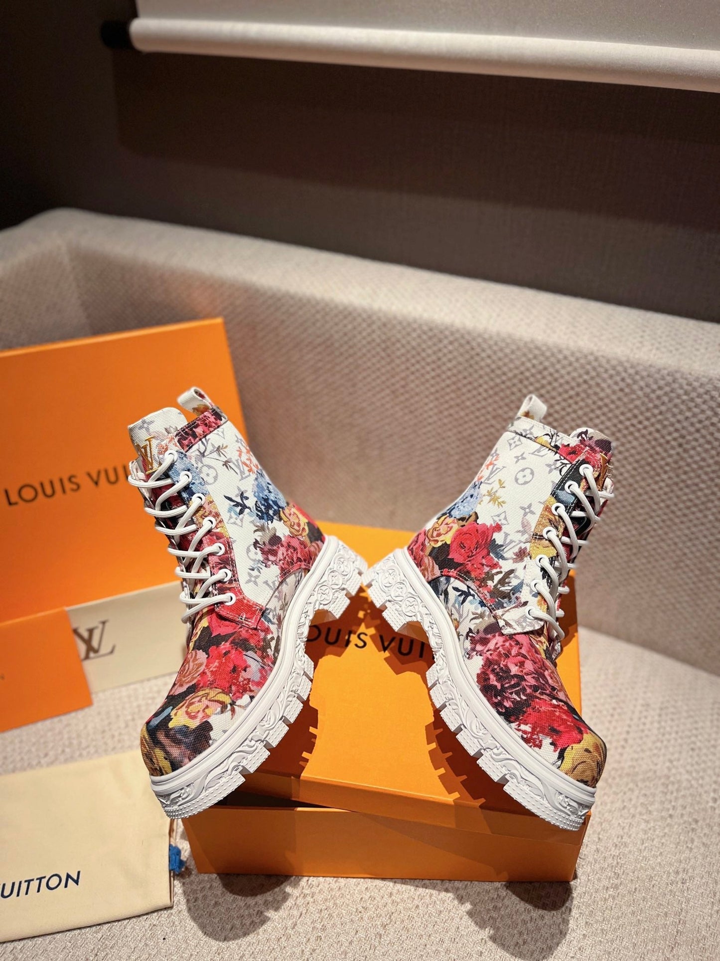 Luxury Shoes - LU-V - 467