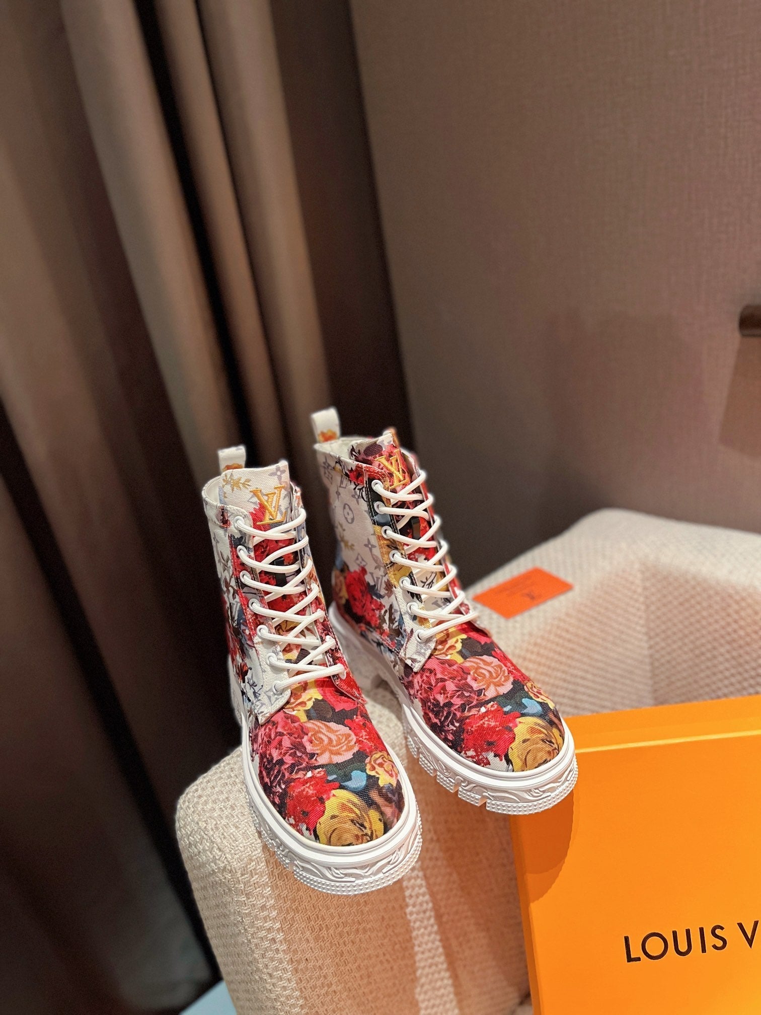 Luxury Shoes - LU-V - 467