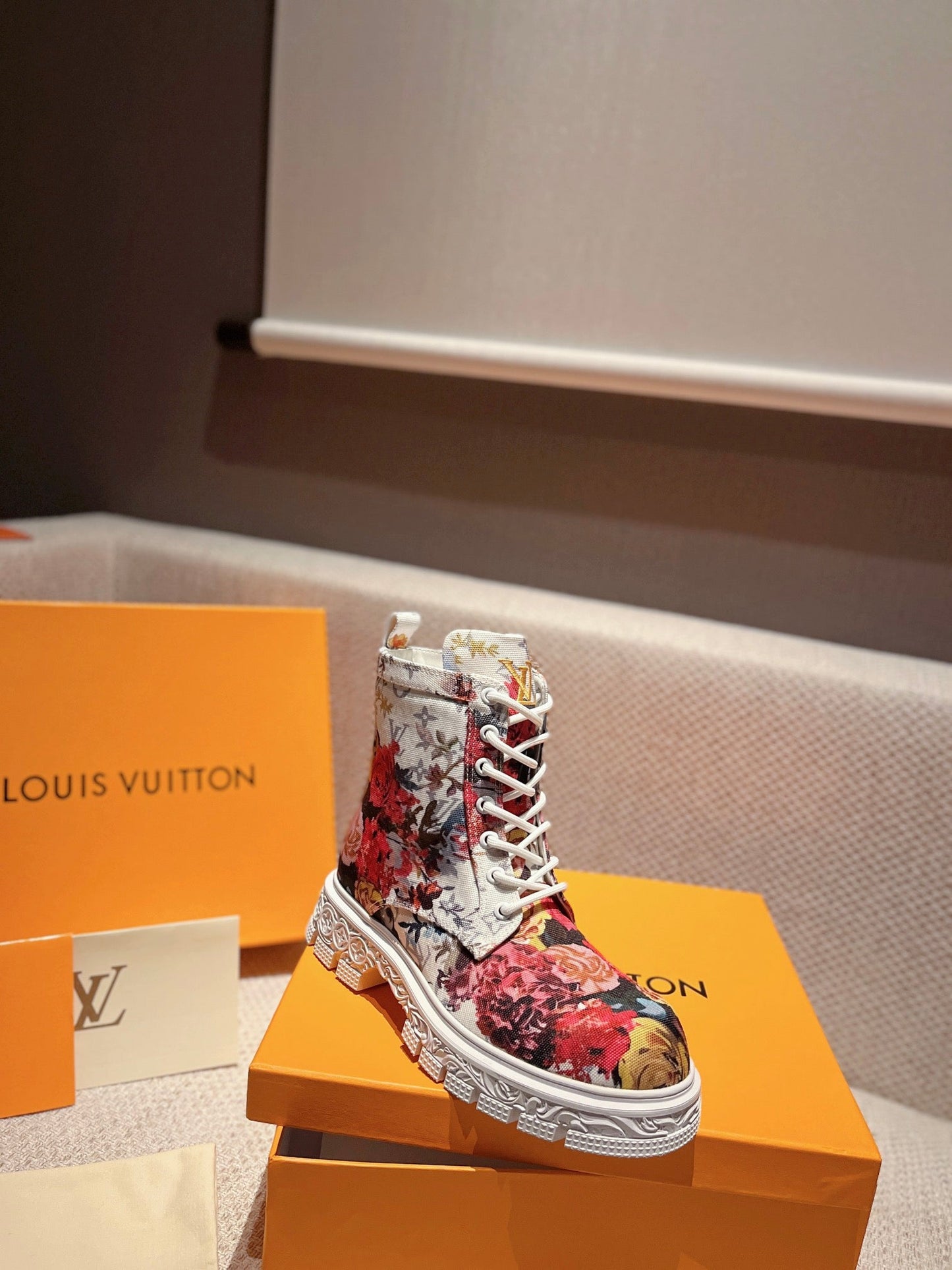 Luxury Shoes - LU-V - 467