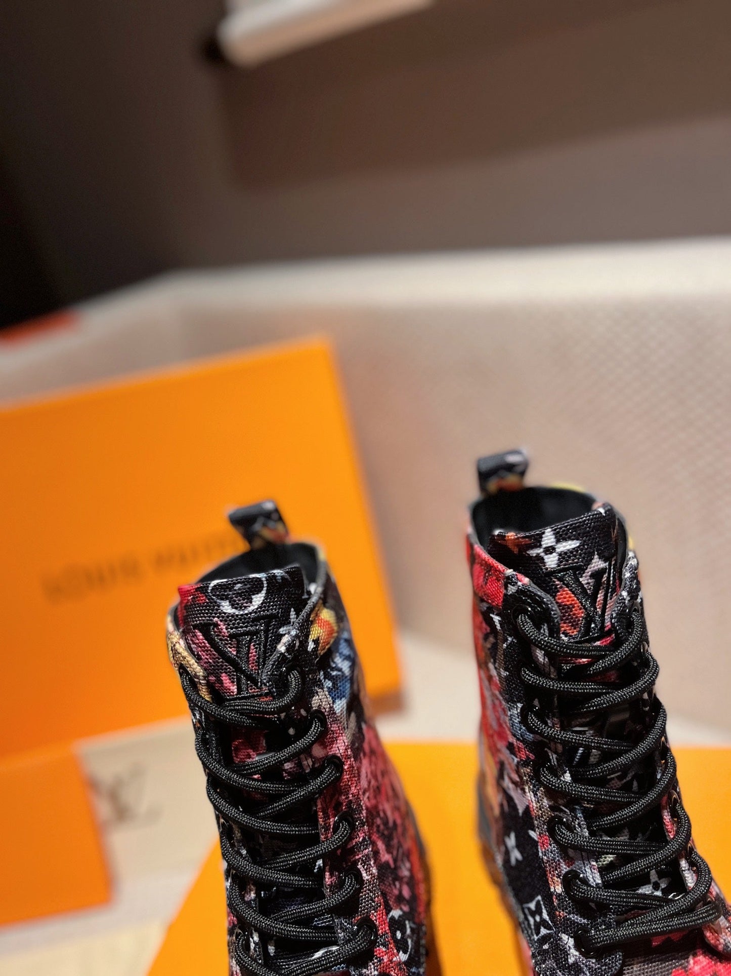 Luxury Shoes - LU-V - 469