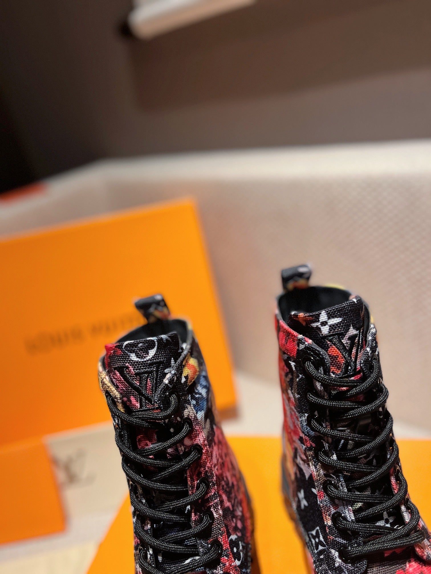 Luxury Shoes - LU-V - 469