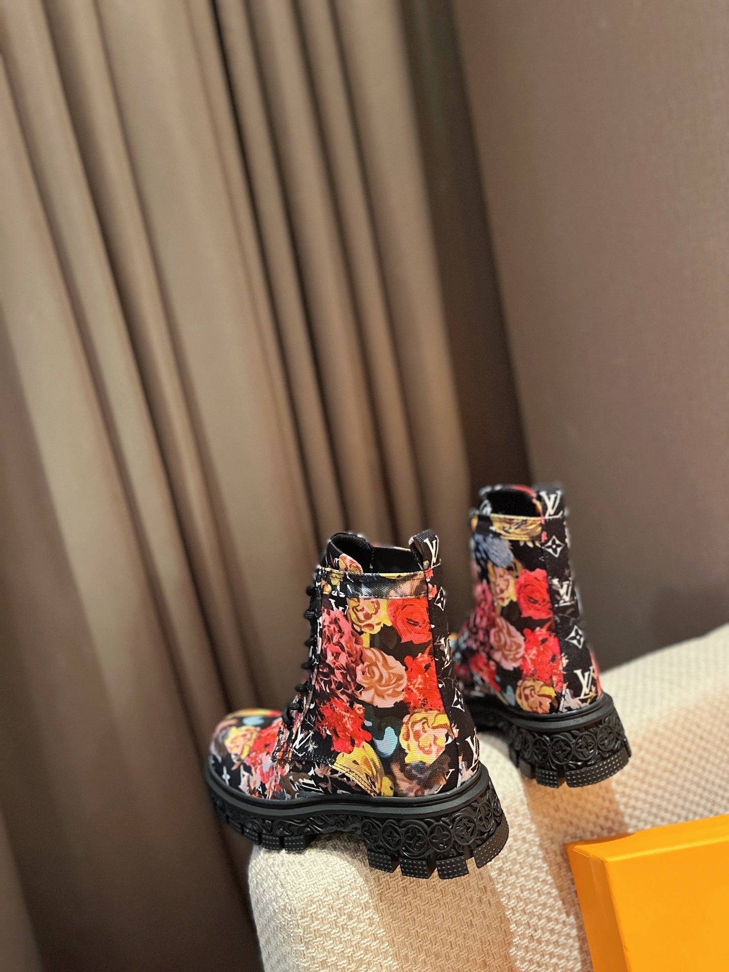 Luxury Shoes - LU-V - 469