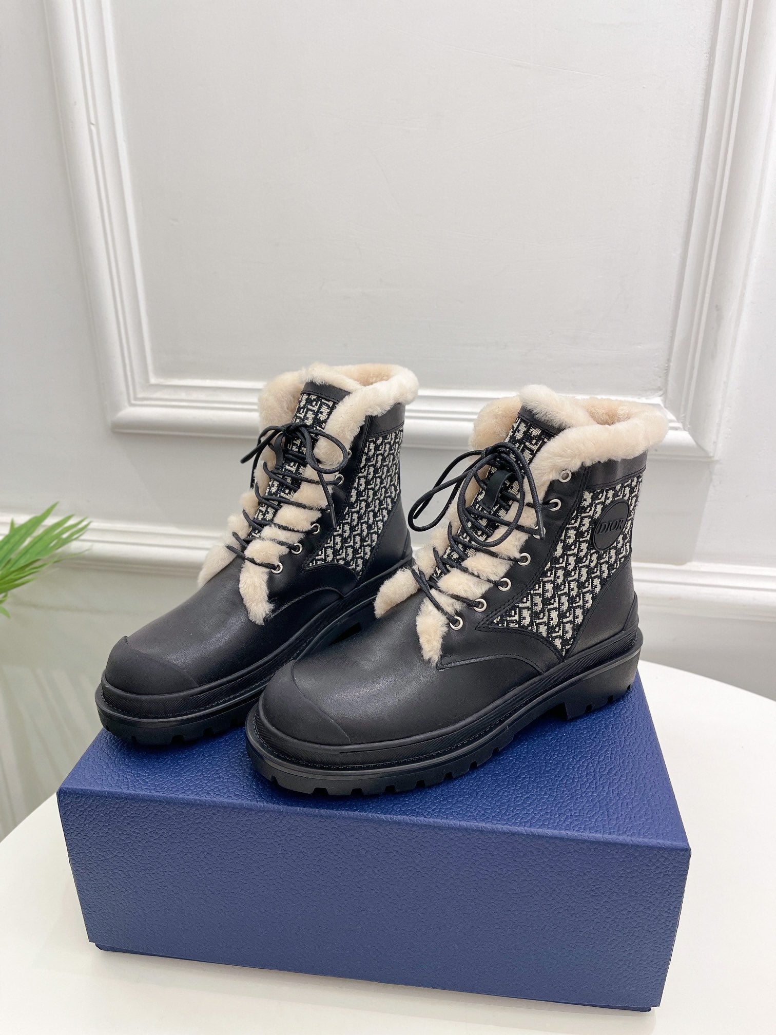 Luxury Shoes - DIR - 806