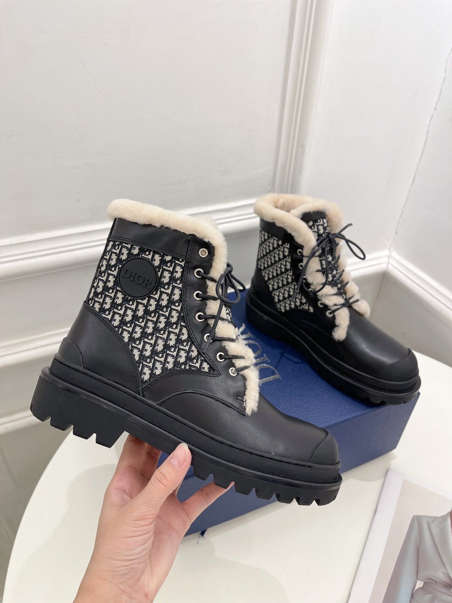 Luxury Shoes - DIR - 806