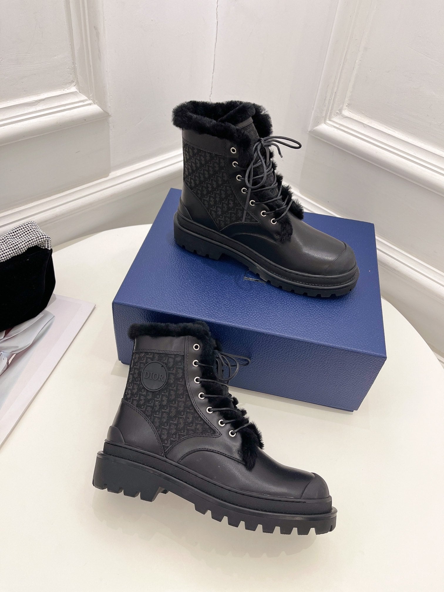 Luxury Shoes - DIR - 807