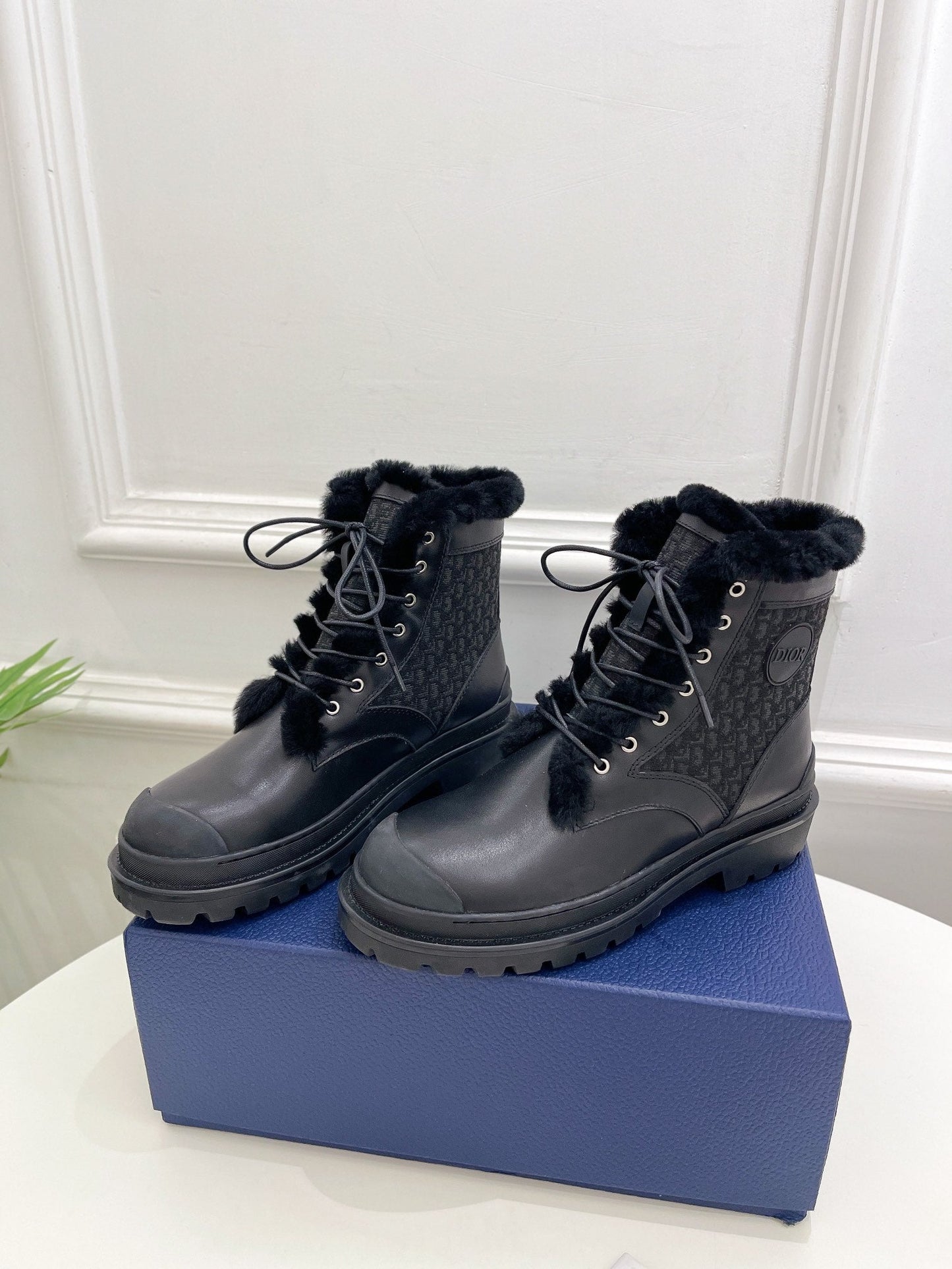 Luxury Shoes - DIR - 807