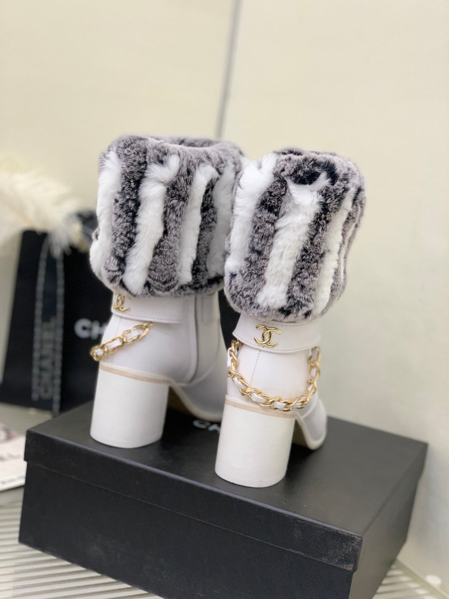 Luxury Shoes Sandals - CHL - 1326