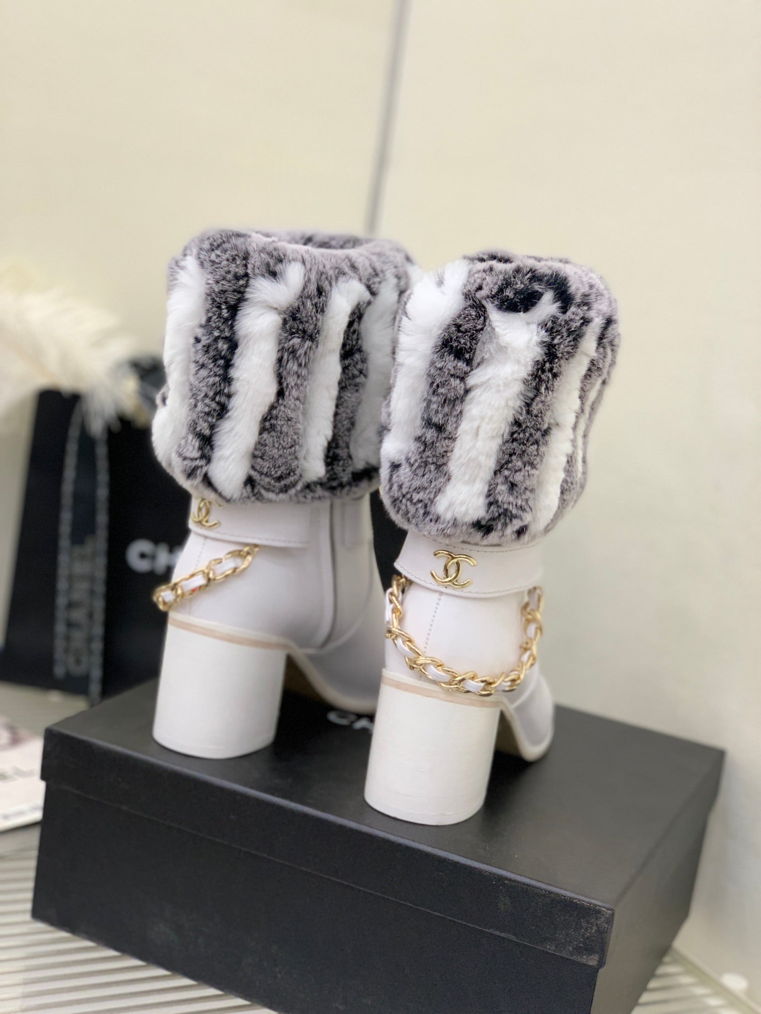 Luxury Shoes Sandals - CHL - 1326