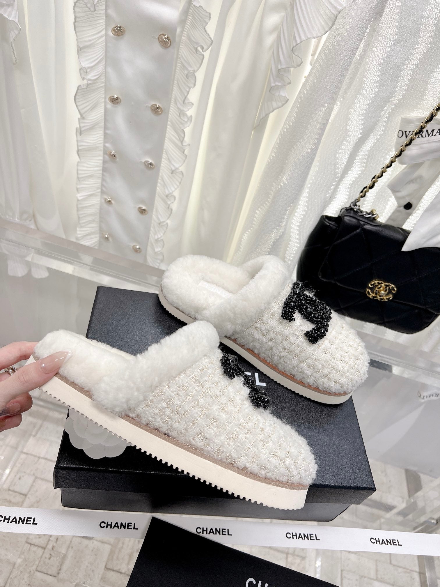 Luxury Shoes Sandals - CHL - 1300