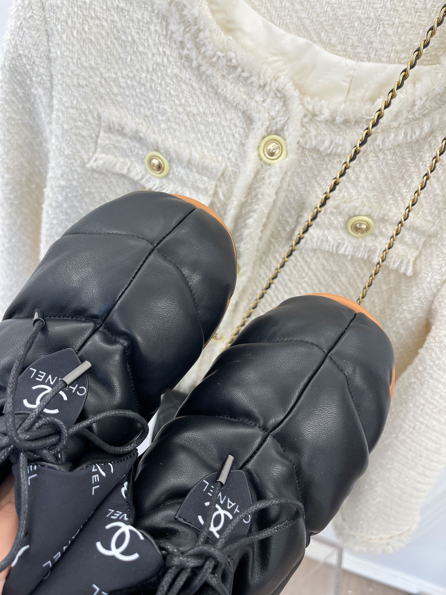 Luxury Shoes - LU-V - 423