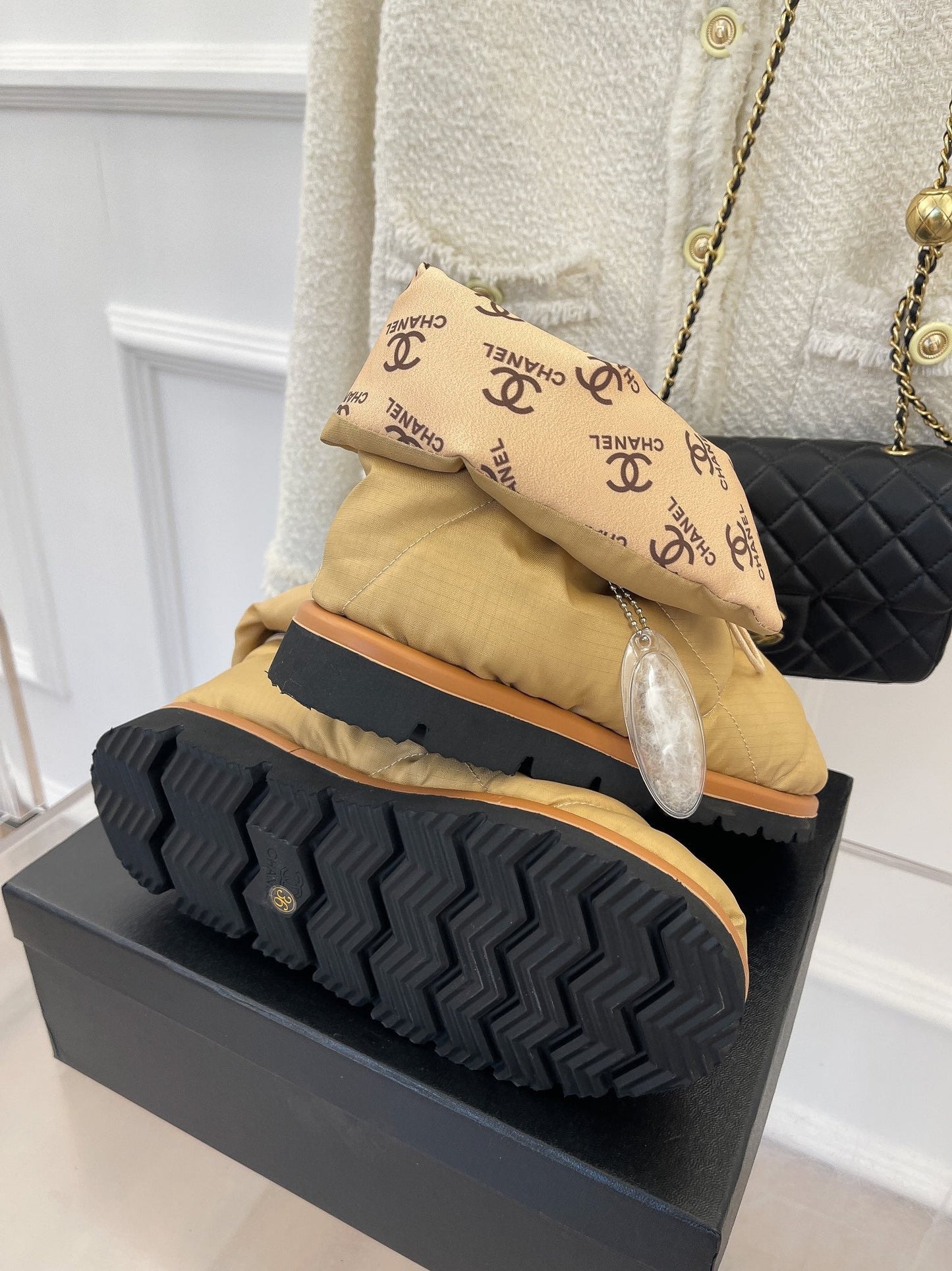 Luxury Shoes - LU-V - 421