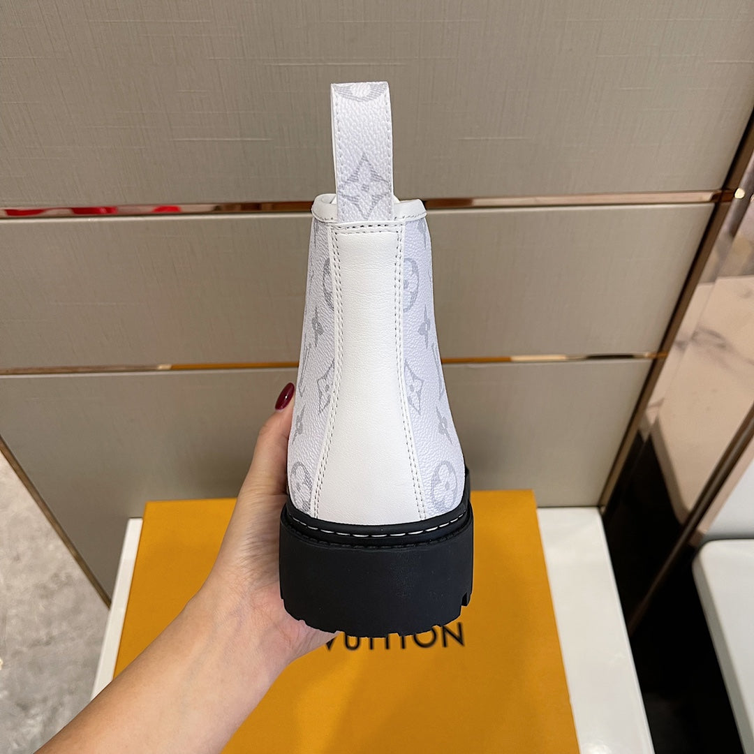 Luxury Shoes - LU-V - 398