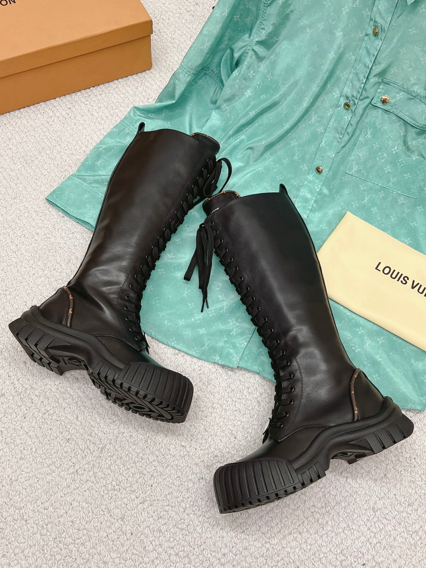 Luxury Shoes - LU-V - 482