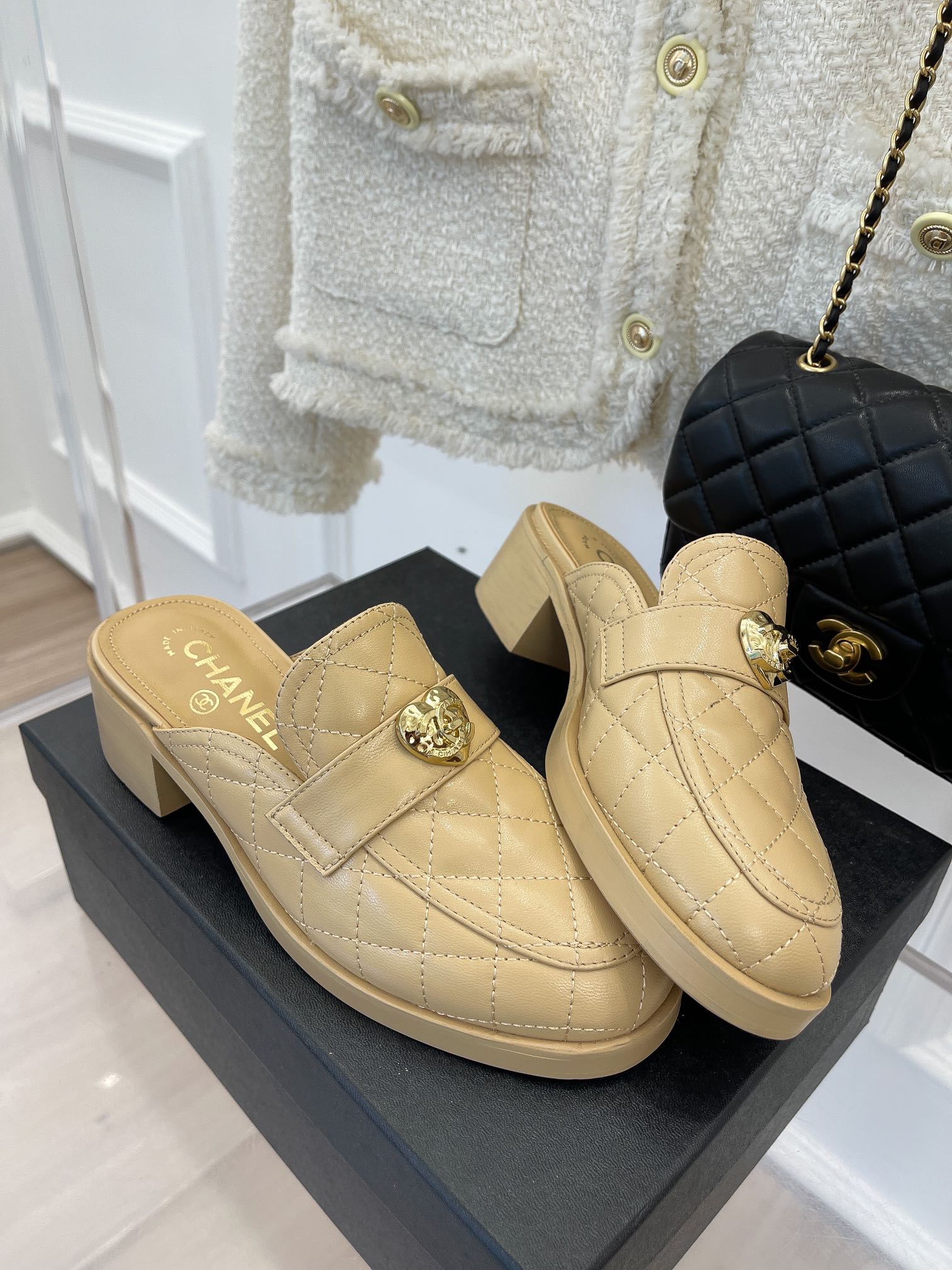 Luxury Shoes Sandals - CHL - 1233