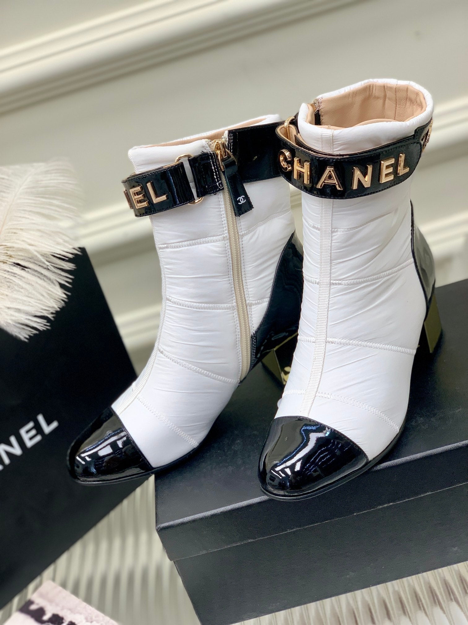 Luxury Shoes Sandals - CHL - 1237